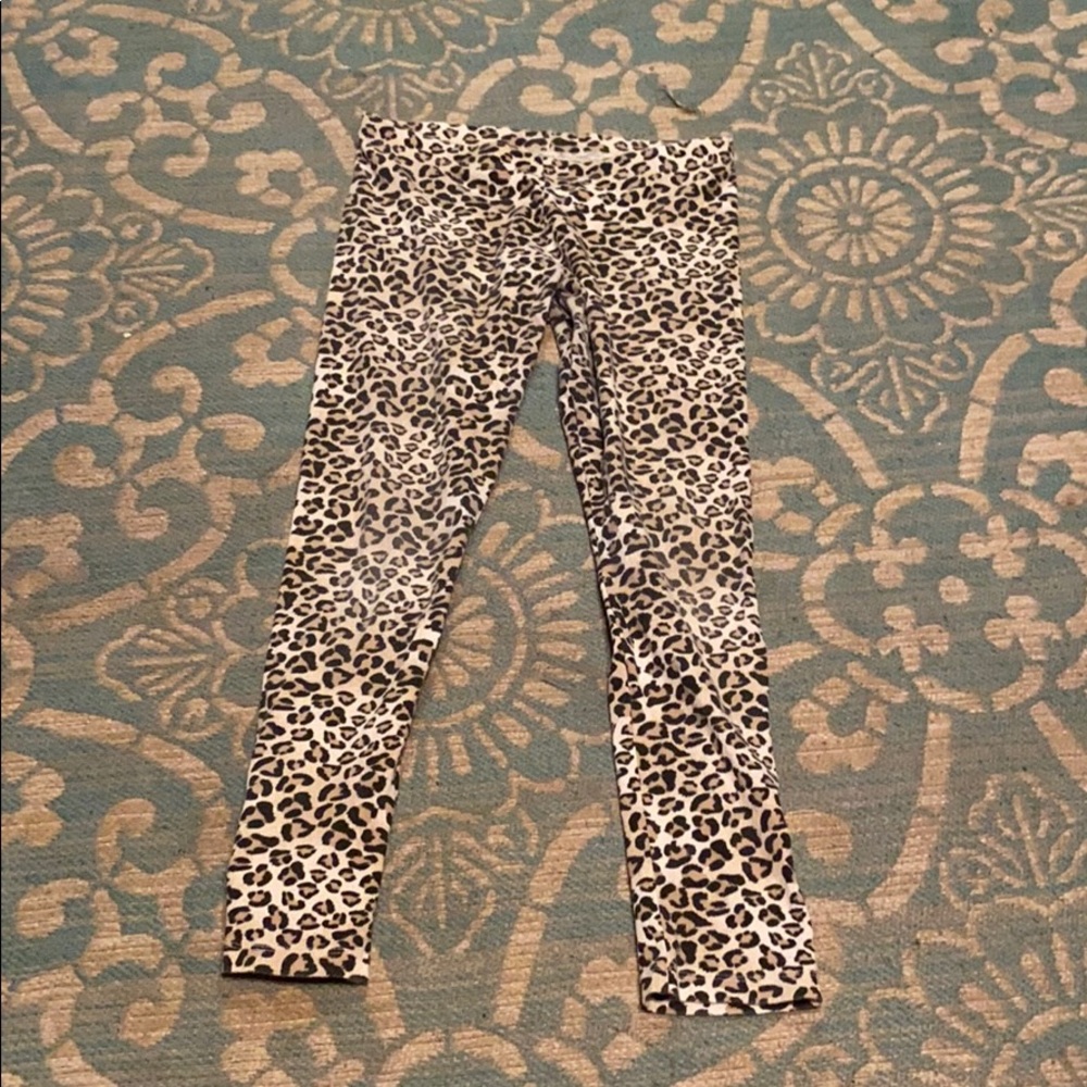 Leopard print kids (girls) leggings *stretchy*